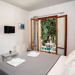 Vivian 4* Argostoli (Kefalonia)