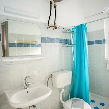 Vivian Guest house
