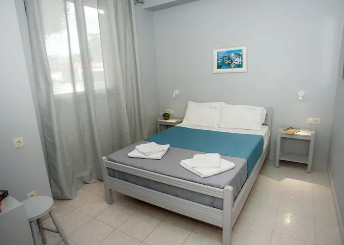 Πανσιόν Vivian 4*