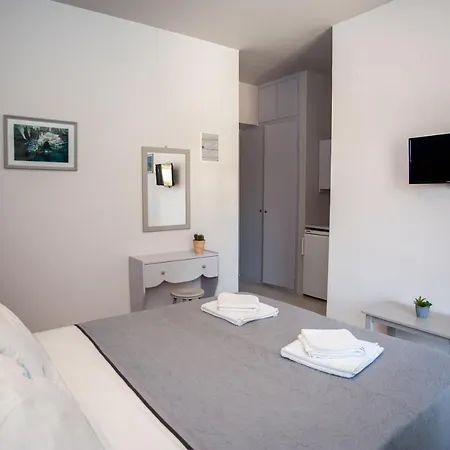 Vivian Гостевой дом Аргостолион